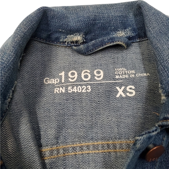 Gap 1969 Distressed Jean Jacket 100% Cotton RN 54023 - Picture 3 of 4